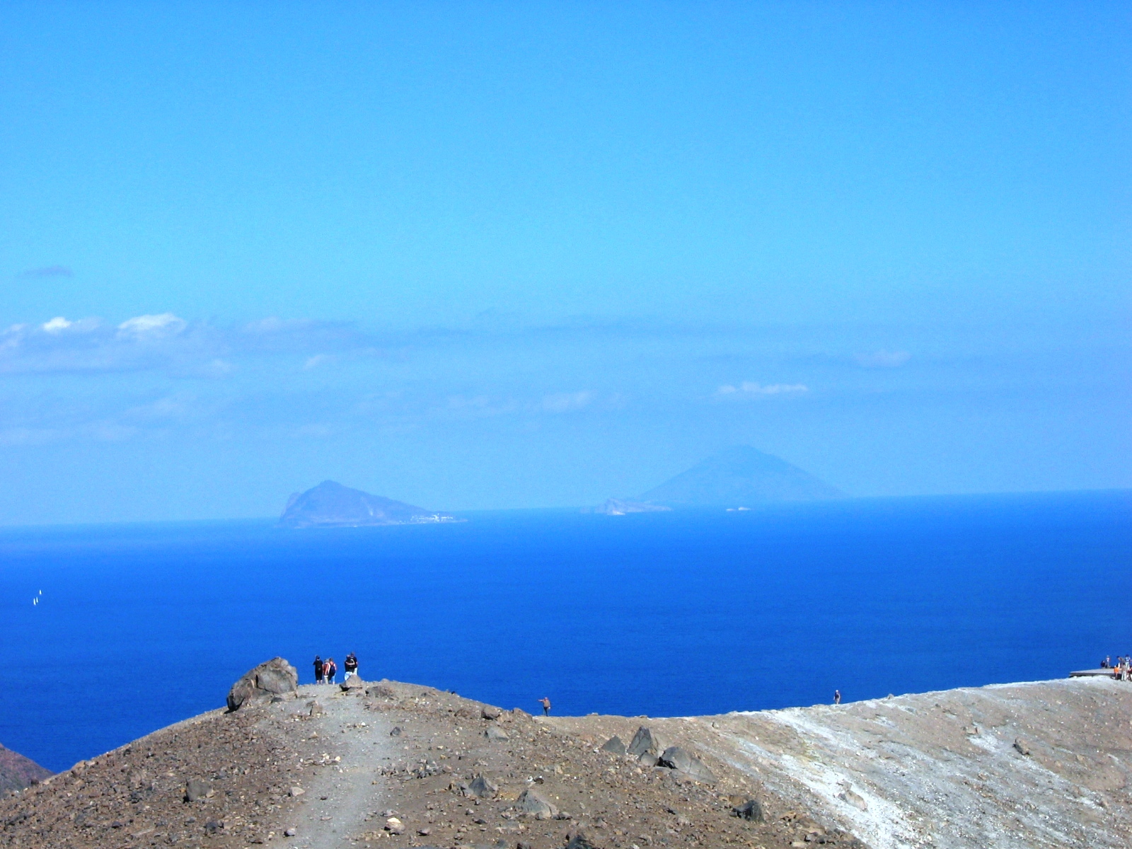Italian volcanoes you can visit, and how high